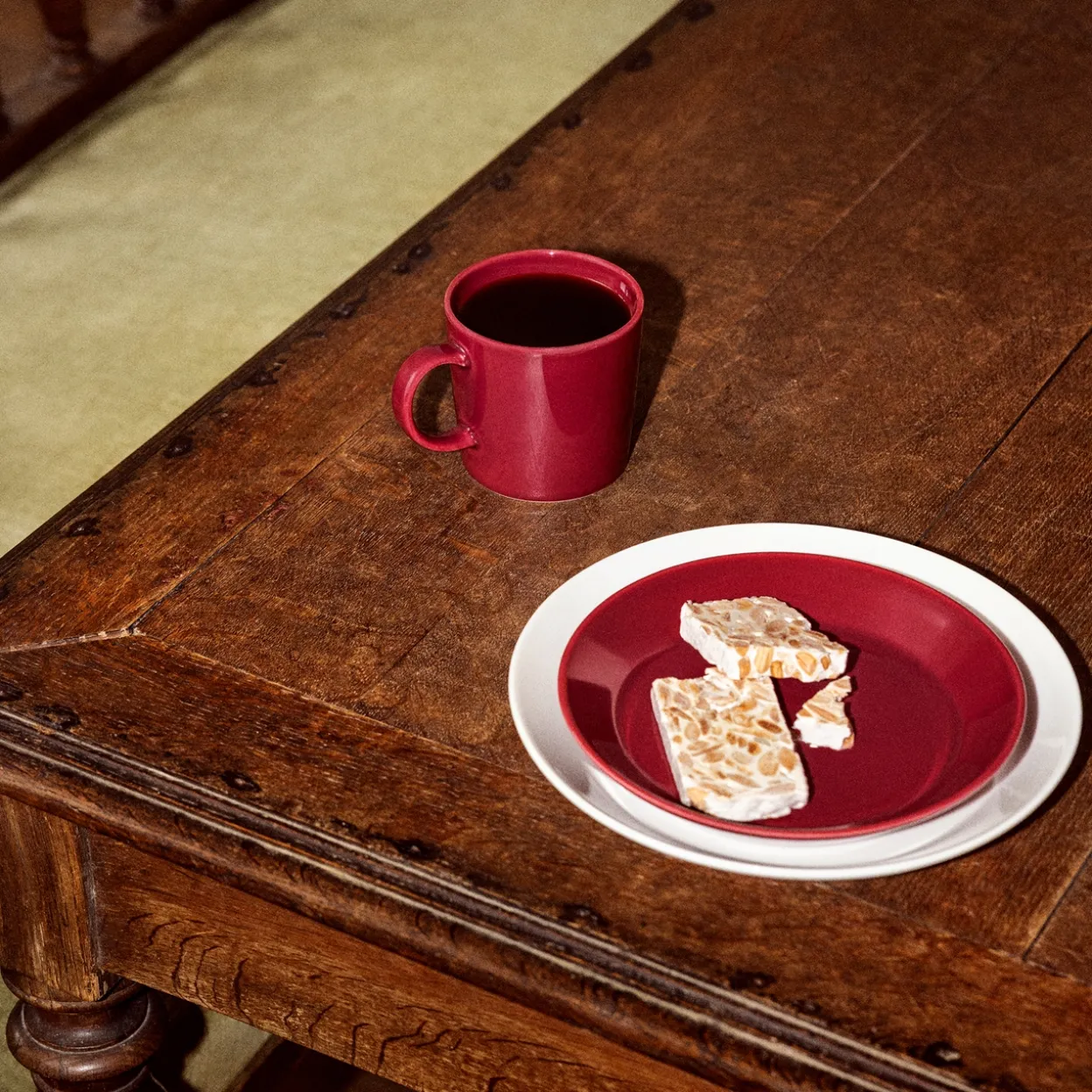 Lautanen 17 cm kirsikka