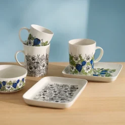 Lautanen 15x19cm musta