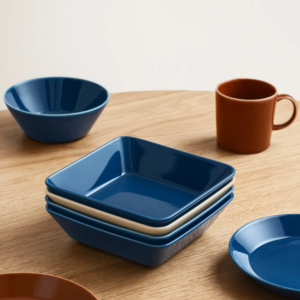 Tarjoiluvati 16x16cm vintage sininen